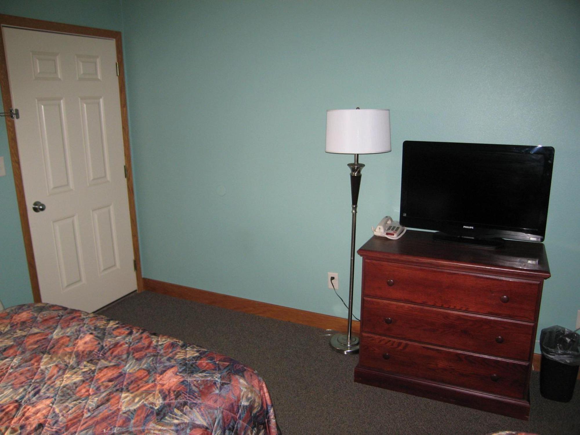 Travelers Lodge Marshall Rum bild