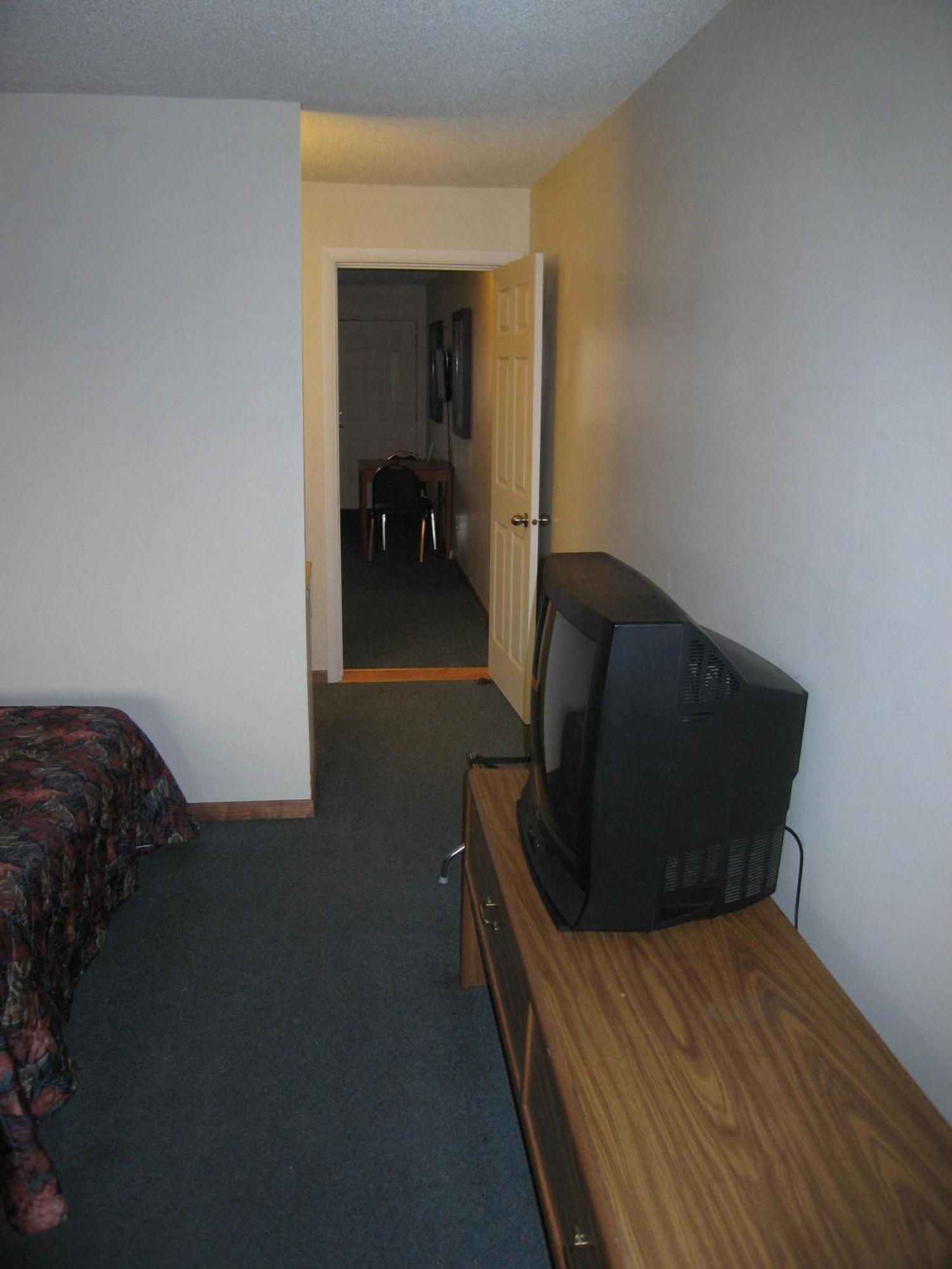Travelers Lodge Marshall Rum bild